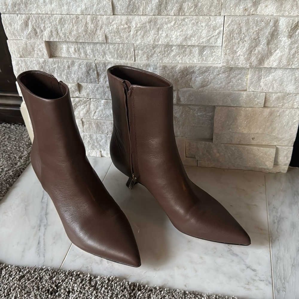 Brand New Marc Fisher Tan Boots